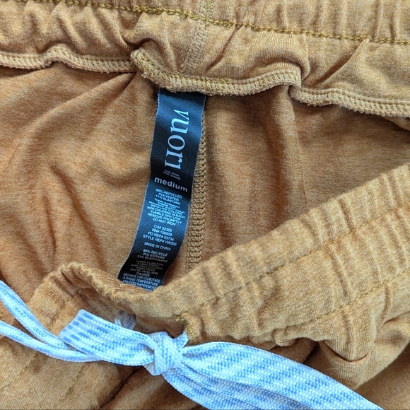 Vuori Performance Joggers - Picture 3 of 4